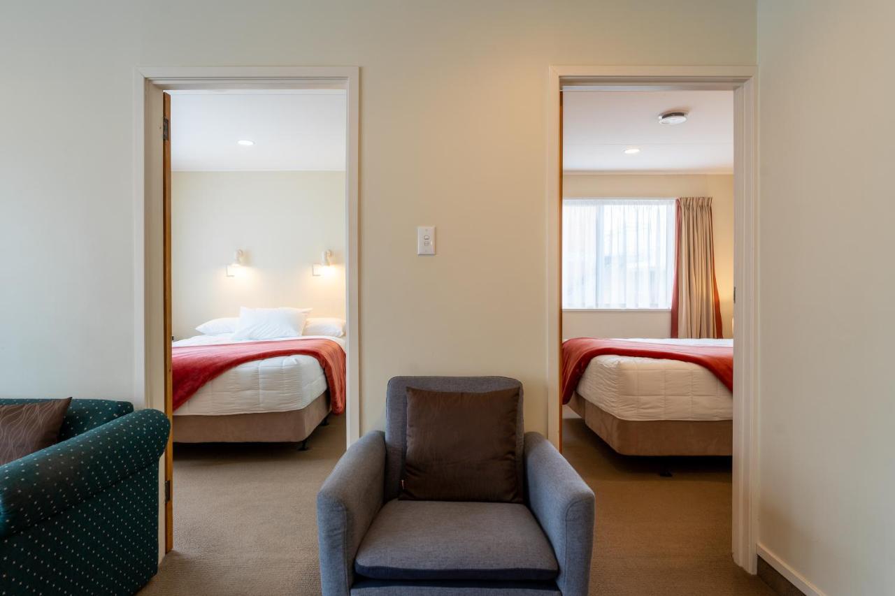 Highway Lodge Motel Balclutha Bagian luar foto